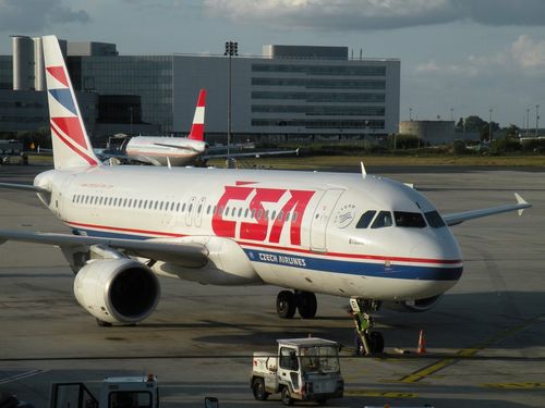 A320 CSA CDG-PRG