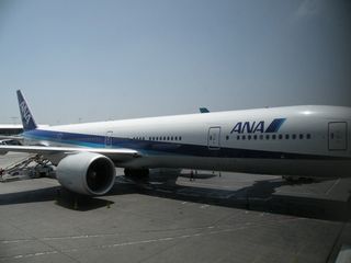 777-300_LAX-NRT