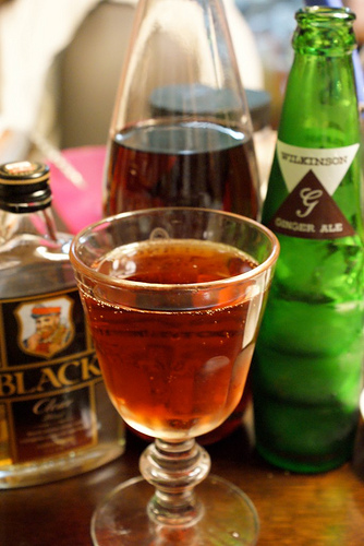 Whisky, Grenadhine, Wilkinson ginger ale