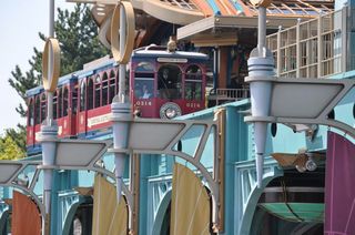 Electric railcar