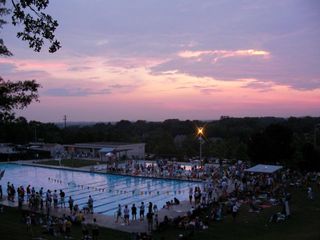 Sunset_at_poolside